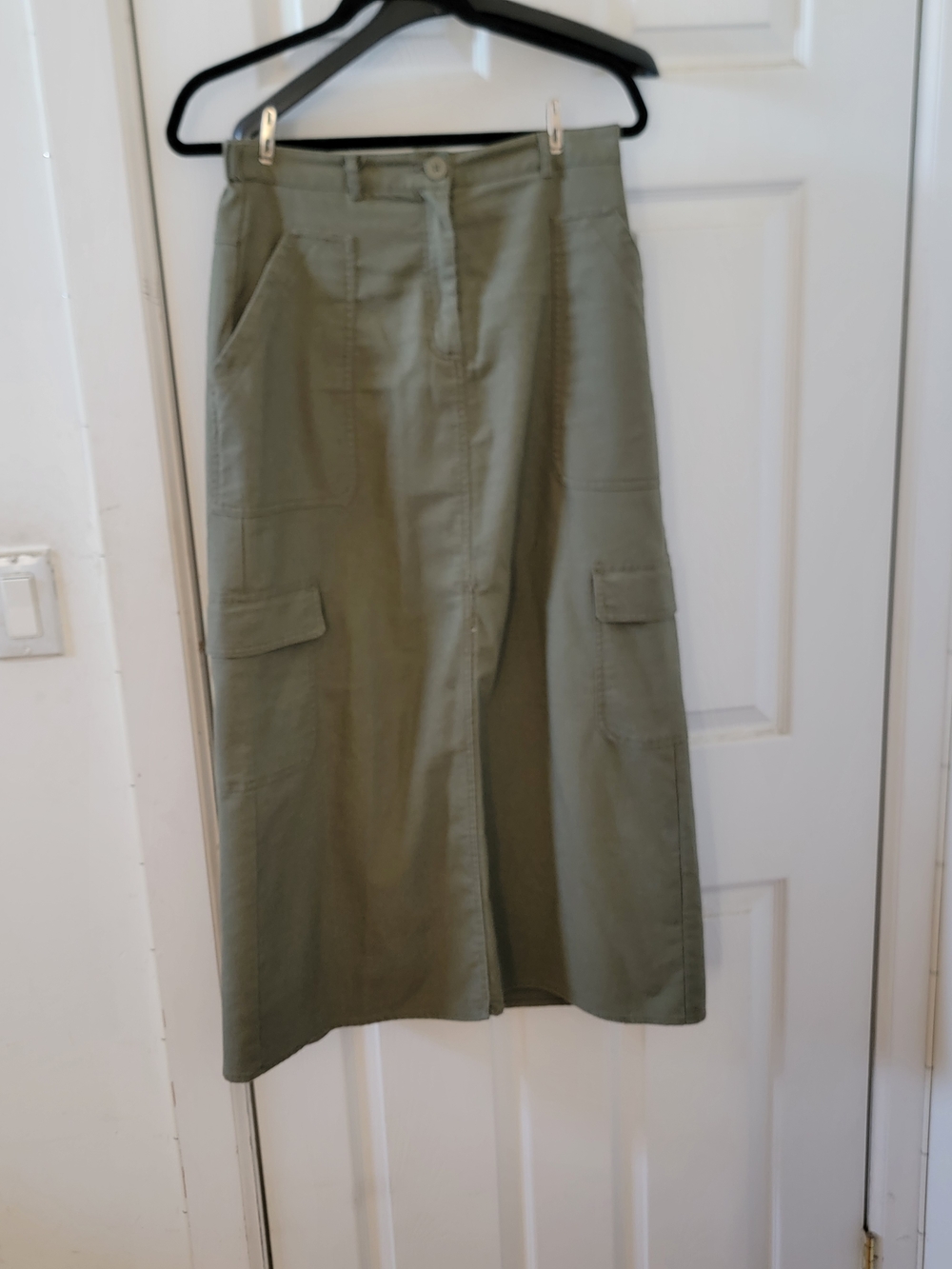 Olive Utility Midi Skirt - Women